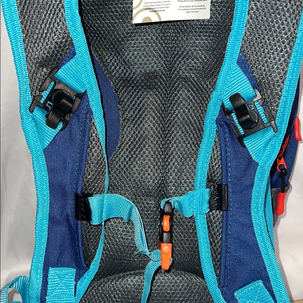 WACOOL Hydration Backpack with Front Pocket, hydration pack bladder - Picture 8 of 15